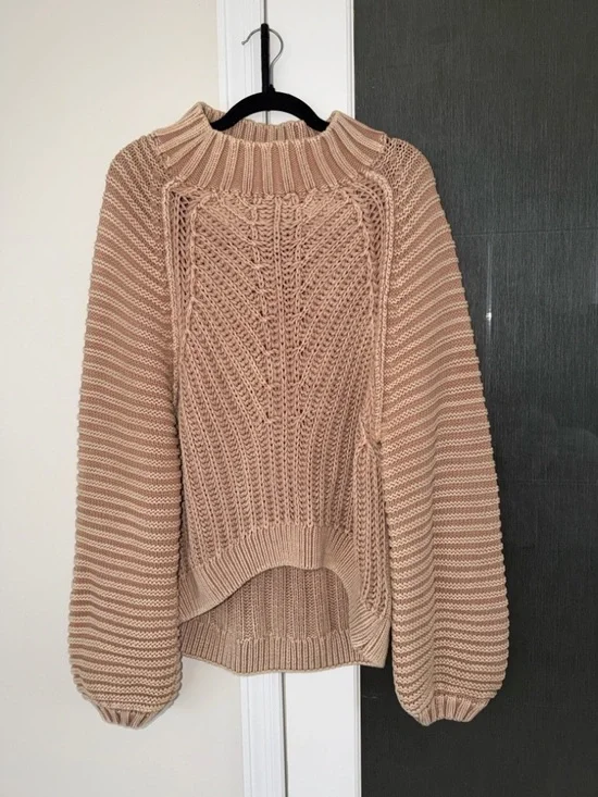 Free People Beige Cropped Cable Knit Crew Sweater - Picture 2 of 4